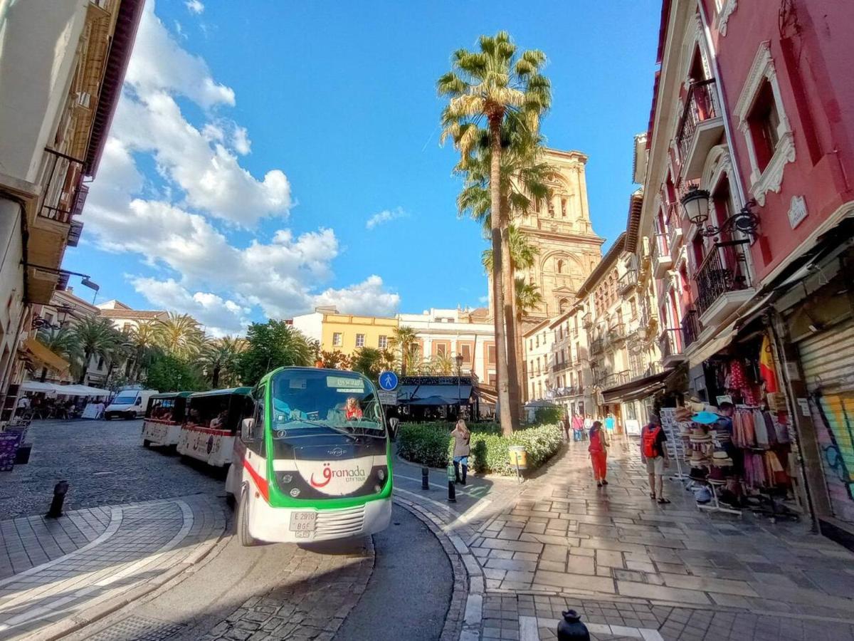 Granada Catedral Centro Apartment ภายนอก รูปภาพ
